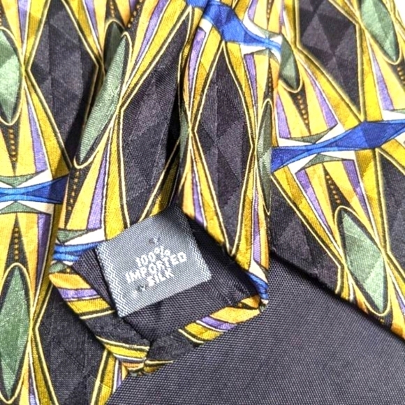 Vintage Men's Cambridge Classic 100% Silk Tie Geometric Motif - Picture 5 of 13